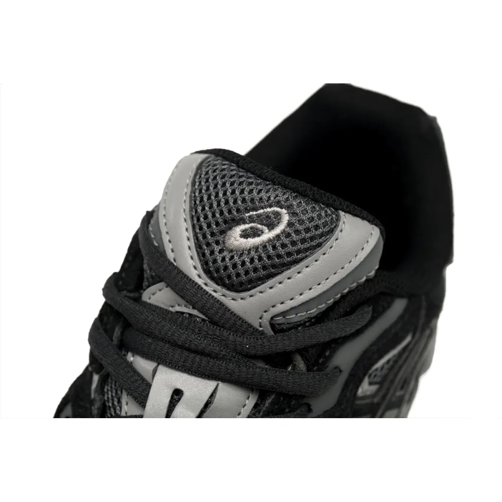 https://images.mrshopplus.com/469800128058134/DTB_proProduct/2024-08-24/asics_gel_nyc_graphite_grey_black_1201a789_1AF689F515815.jpg
