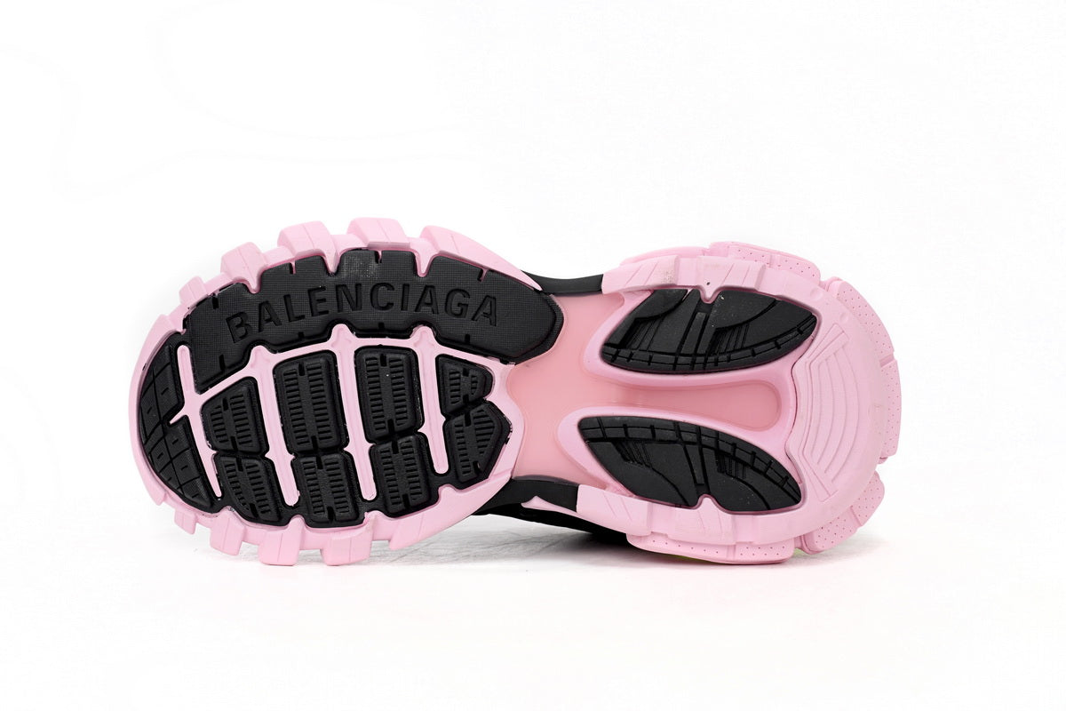 https://images.mrshopplus.com/469800128058134/DTB_proProduct/2024-11-16/balenciaga_track_black_powder_542436_w3ac1_1050__led__1B62A9208A91C.jpg