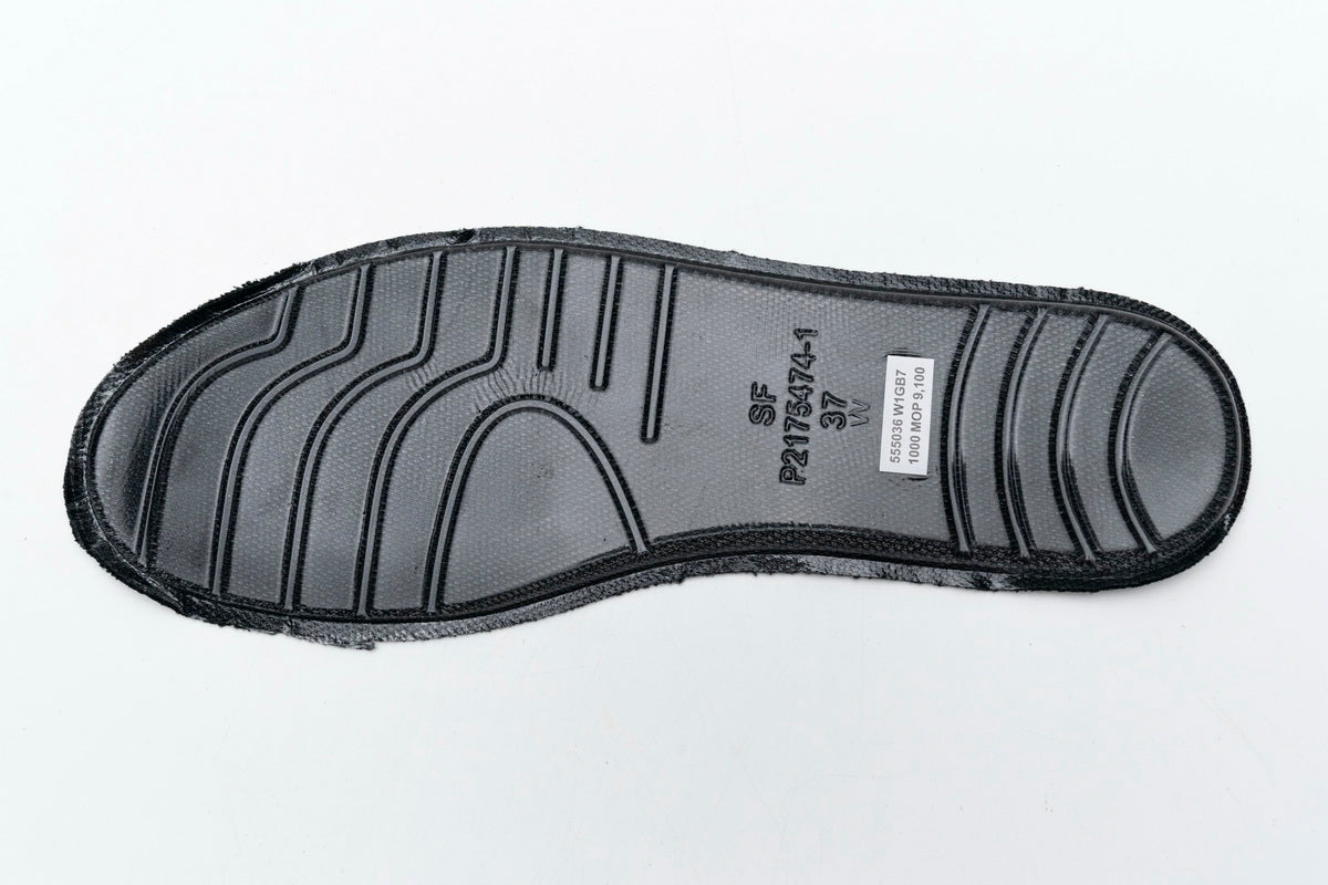 https://images.mrshopplus.com/469800128058134/DTB_proProduct/2024-11-16/balenciaga_track_grey_white_555032_w1gb7_1214__led__1B62A6EC9C91D.jpeg