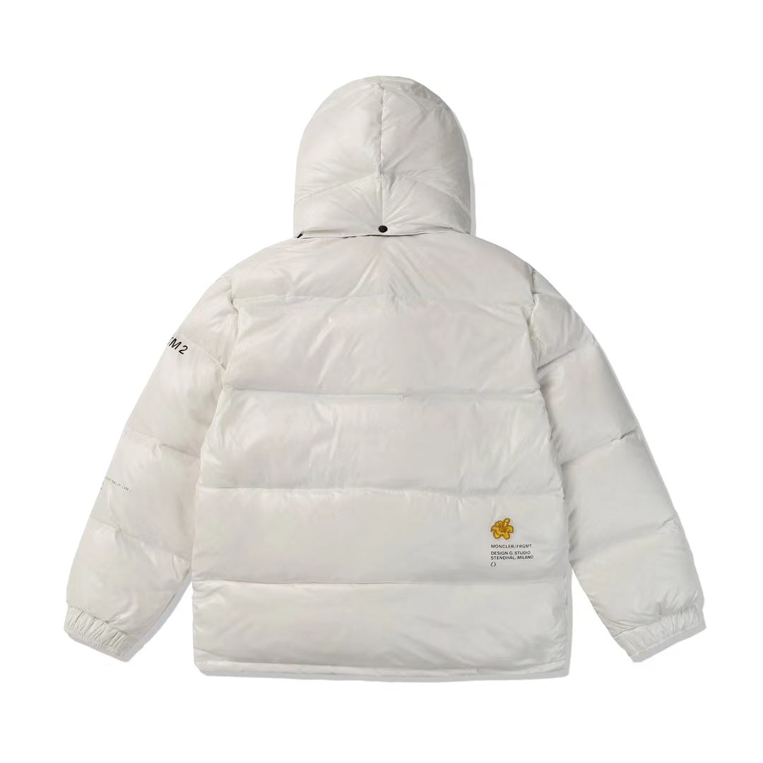 https://images.mrshopplus.com/469800128058134/DTB_proProduct/2024-09-21/moncler_maya_down_jacket_white___mm029_1B1A93EF5411B.jpg
