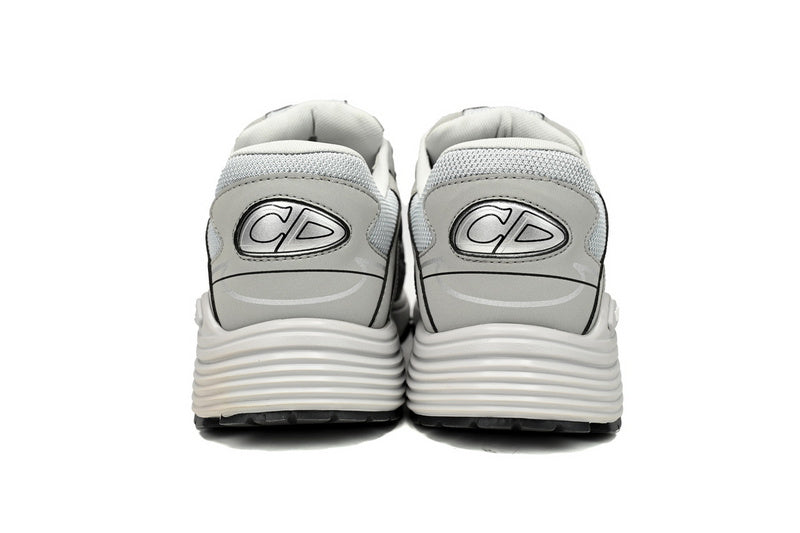 https://images.mrshopplus.com/469800128058134/DTB_proProduct/2024-08-09/pk_god_batch_dior_light_grey__b30__sneakers_grey_3sn279znd_h860_1AE3033352414.jpeg