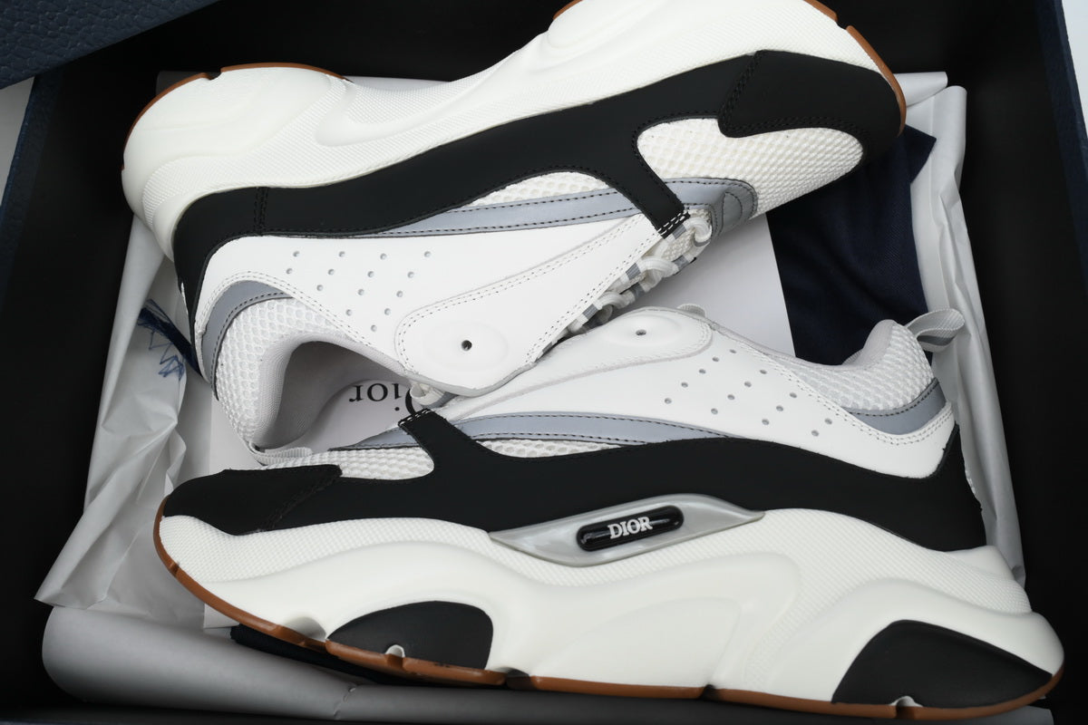 https://images.mrshopplus.com/469800128058134/DTB_proProduct/2024-12-26/pk_god_batch_dior_white_black__b22__sneakers_cream__1B96250CBE91C.jpeg