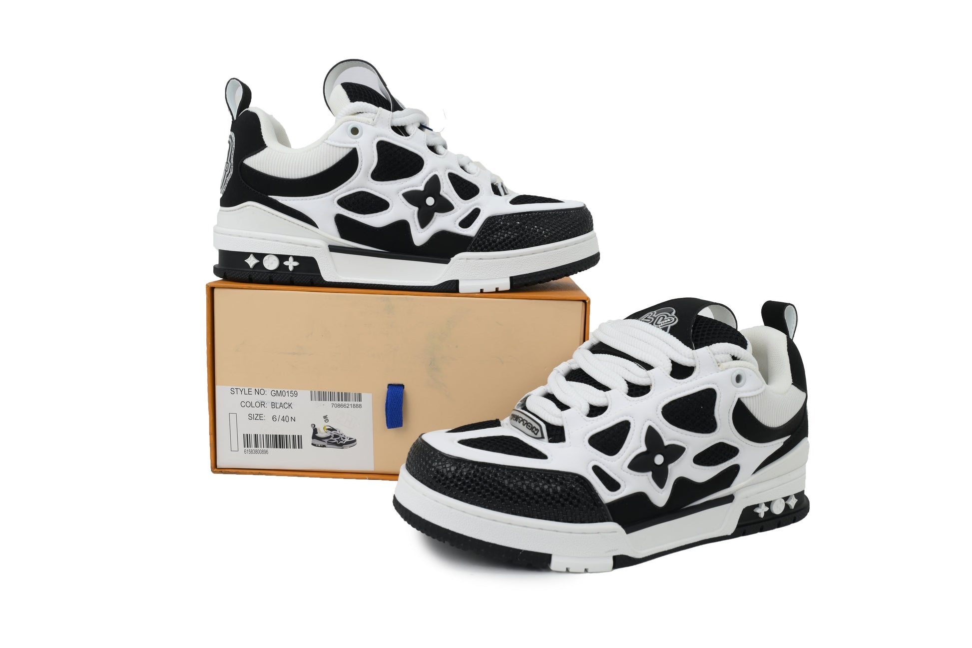 https://images.mrshopplus.com/469800128058134/DTB_proProduct/2025-10-28/pk_god_batch_louis_vuitton_black_and_white_1D1FC859D531D.jpg
