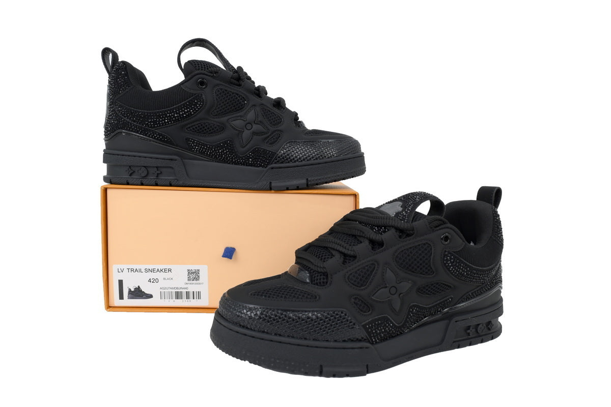 https://images.mrshopplus.com/469800128058134/DTB_proProduct/2025-12-02/pk_god_batch_louis_vuitton_skate_all_black_1D4D5A5C5AE1C.jpg