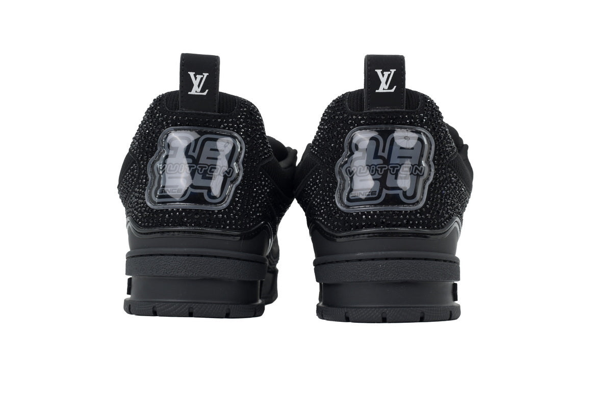 https://images.mrshopplus.com/469800128058134/DTB_proProduct/2025-12-02/pk_god_batch_louis_vuitton_skate_all_black_1D4D5A631311D.jpg